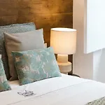 Deluxe