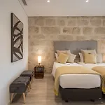Deluxe Porto