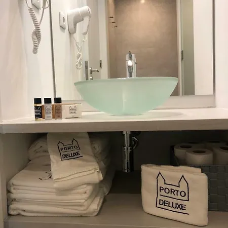 Deluxe 3*