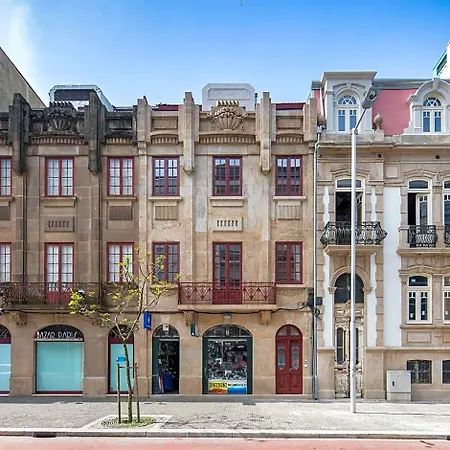 Deluxe 3* Porto