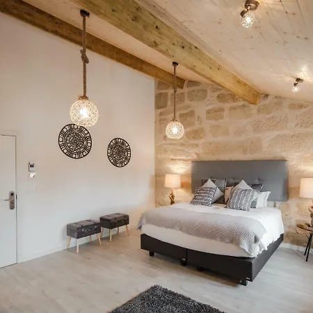 Deluxe Affittacamere 3*