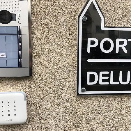 Deluxe 3* Porto